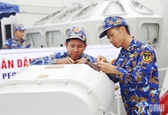 នាវាកងទ័ពជើងទឹកវៀតណាម និងចិនត្រៀមរៀបចំសម្រាប់ពិធីចេញដំណើរទៅធ្វើការយាមល្បាតចម្រុះ